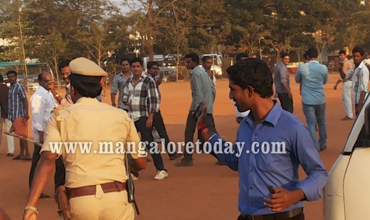 Suvarna News Mega Fight in Mangalore